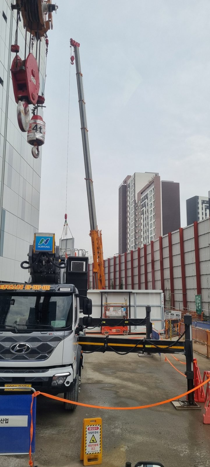김포 현장 반입·설치 · 일육크레인 (경기 김포)